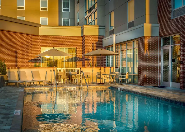 Hampton & Capitol-university 3* Tallahassee