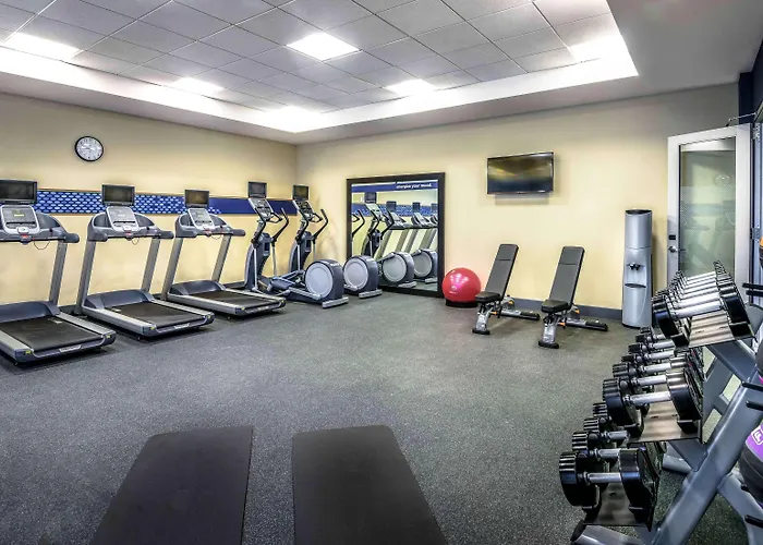 Hampton & Capitol-university Hotel 3*